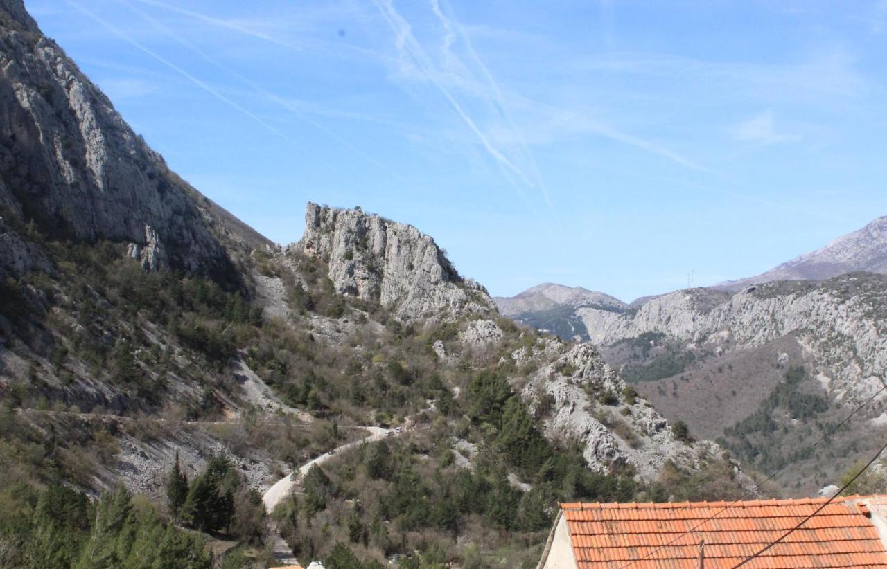 Mini Stone House Villa Omis Exterior photo